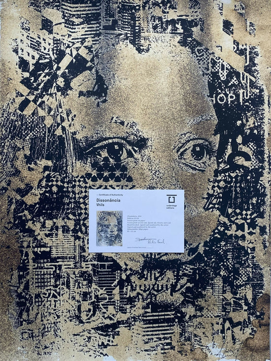 
                  
                    Vhils
                  
                